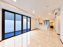 Duke's Road (D10), Semi-Detached #636911771
